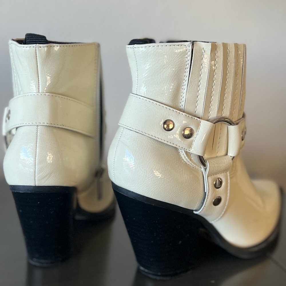 White patent leather booties - Picture 4 of 7